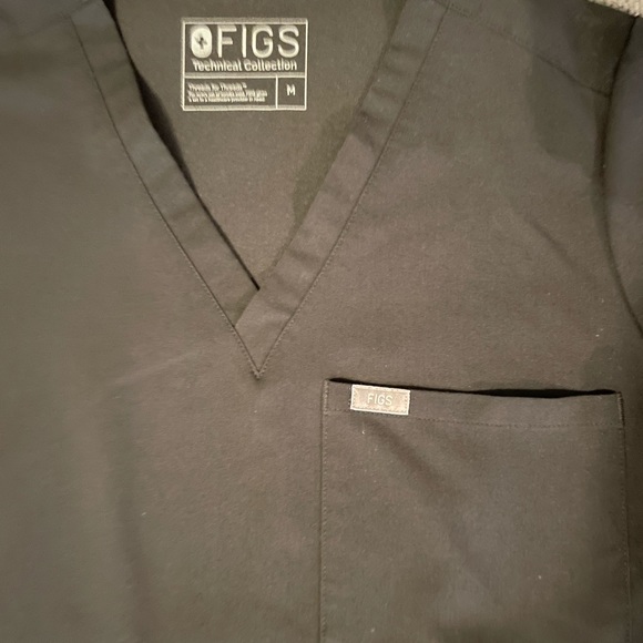 Figs scrub top - Picture 2 of 4